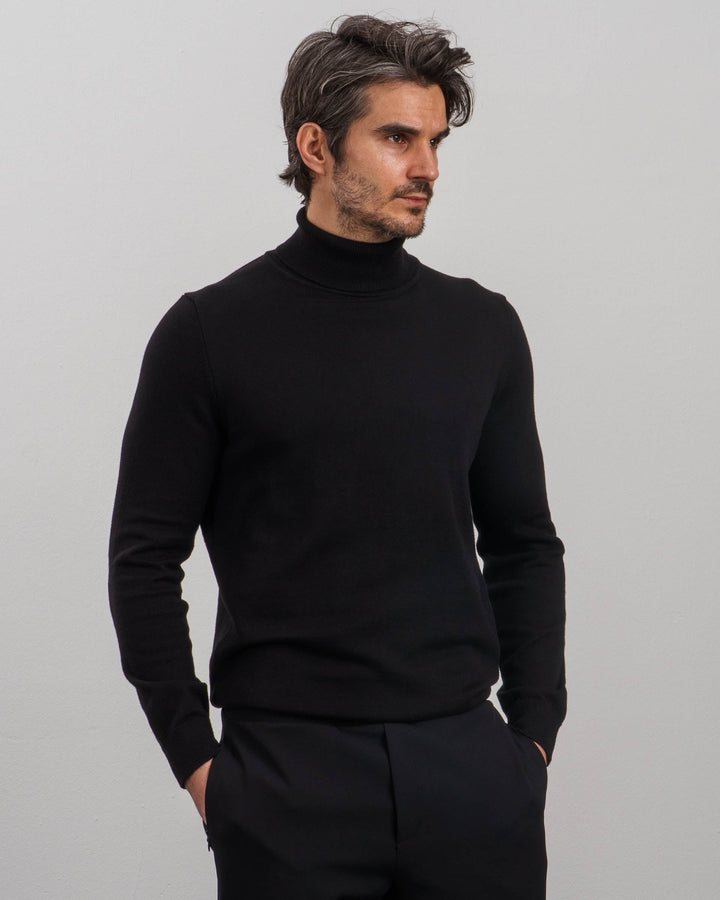 Suéter Ligero de Punto con Cuello Alto - Negro