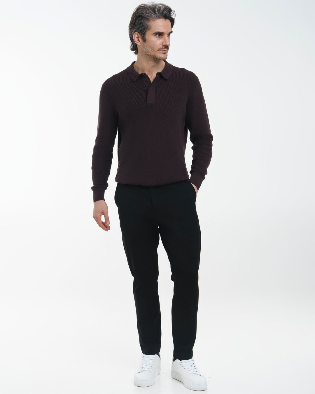 Polo de Punto con Tapeta Discreta (Marrón Oscuro)