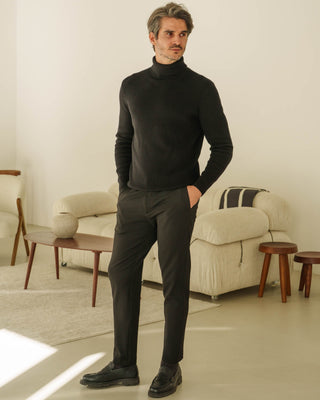 Suéter de Punto Acanalado con Cuello Alto (Negro)