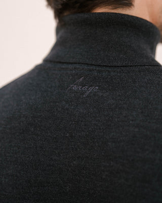 Suéter de Cuello Alto Merino en Gris Oscuro
