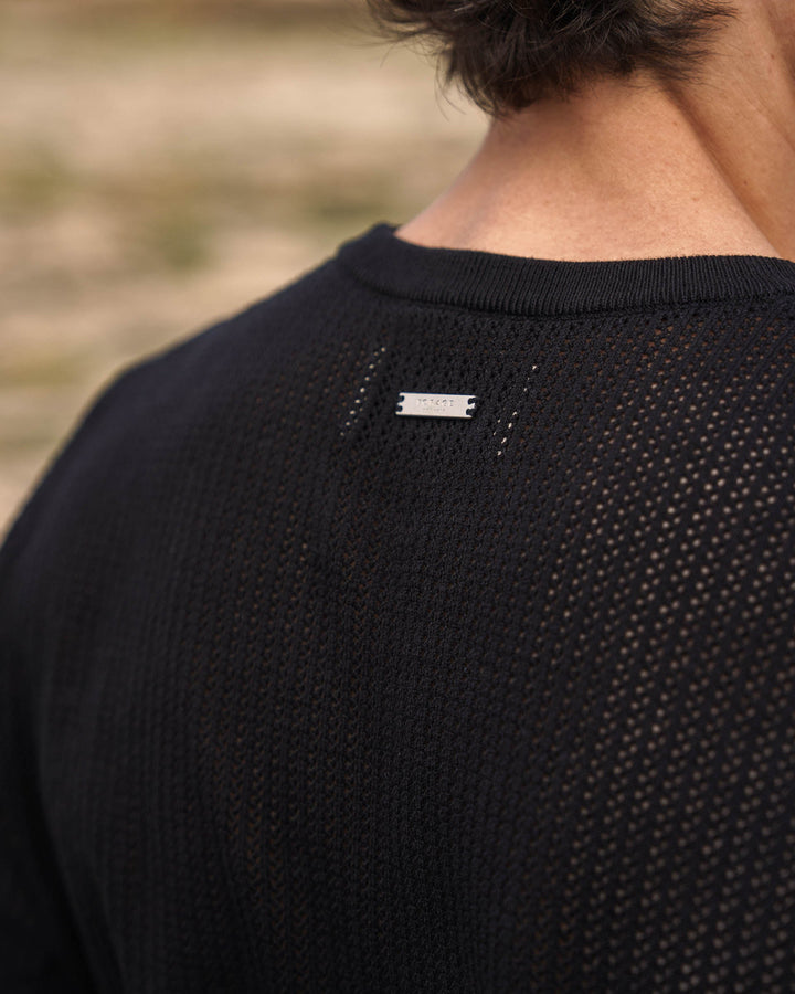 Camiseta de Malla Negra
