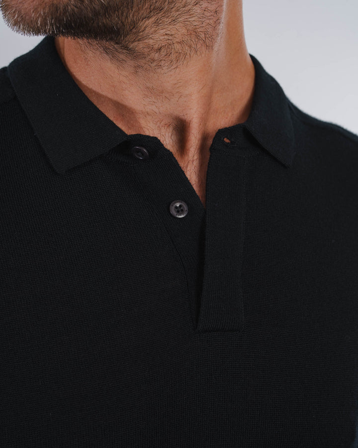 Suéter de Merino con Tapeta Oculta en Negro