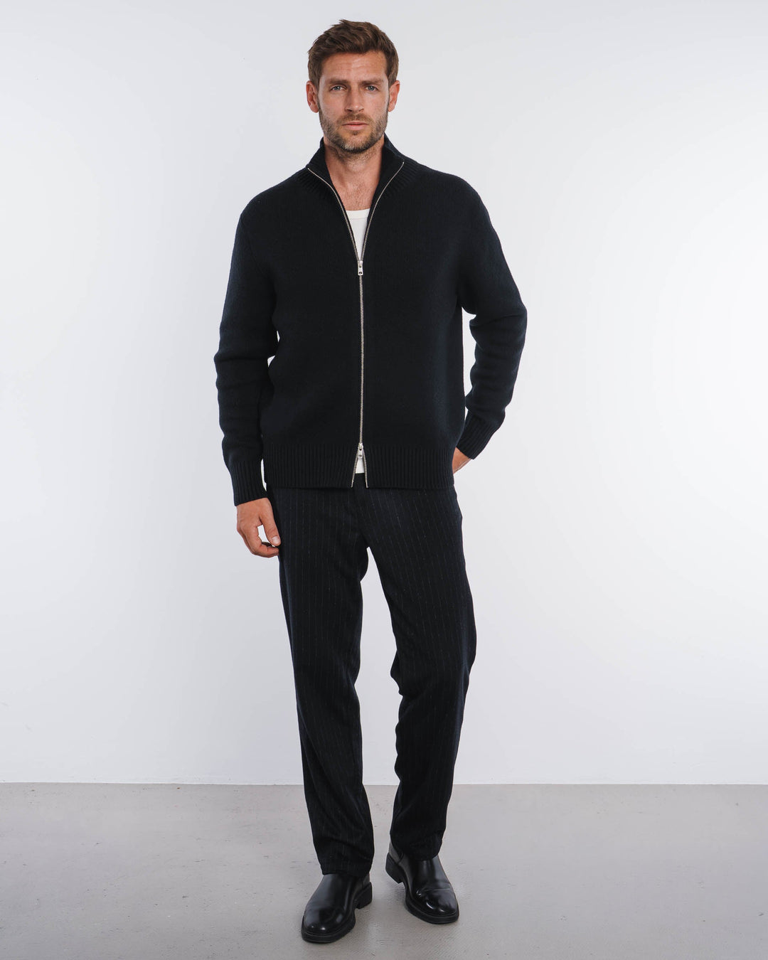 Chaqueta de Lana Lounge en Color Negro