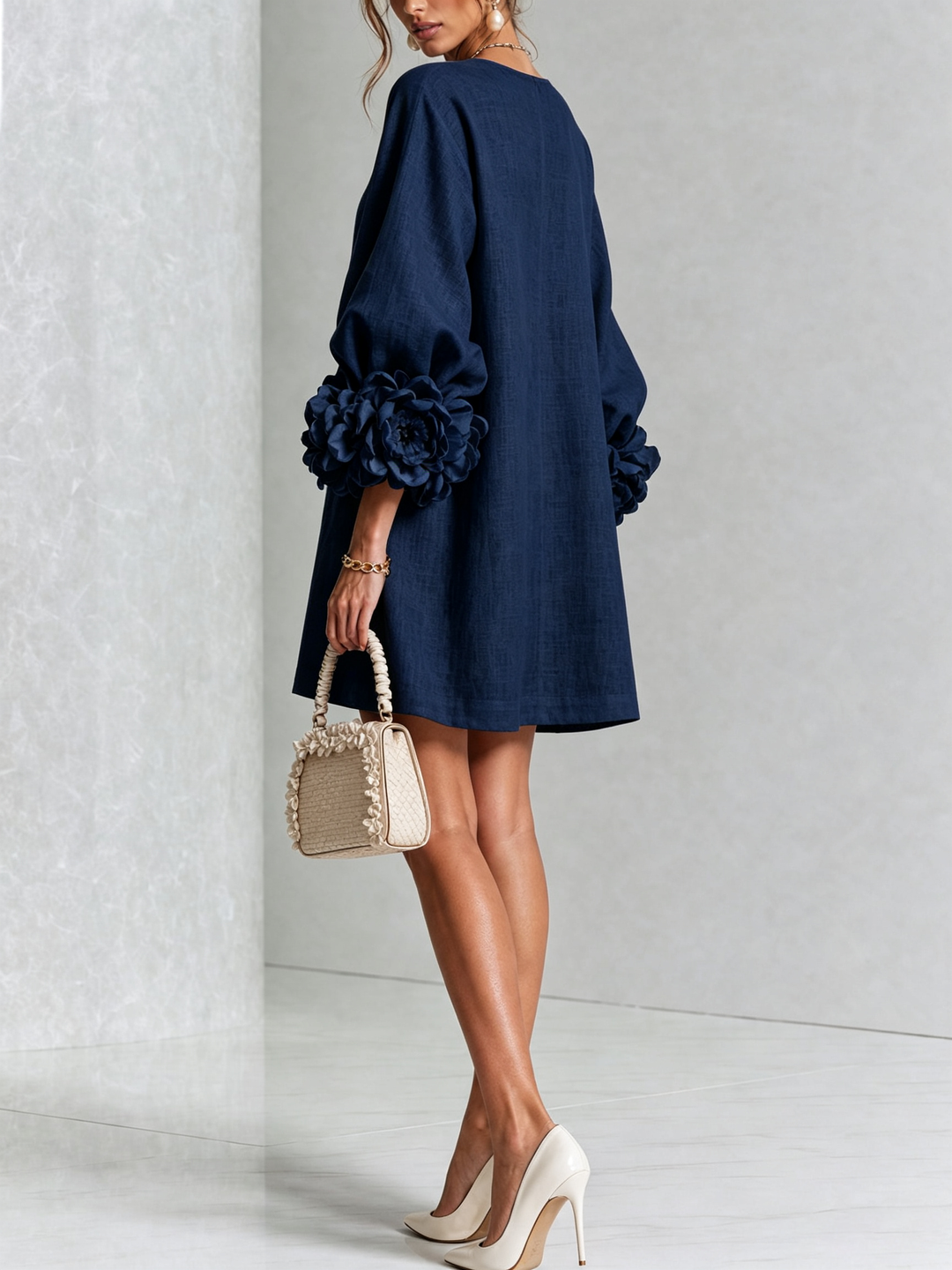 Flor | Vestido Corto con Estampado Floral y Botones