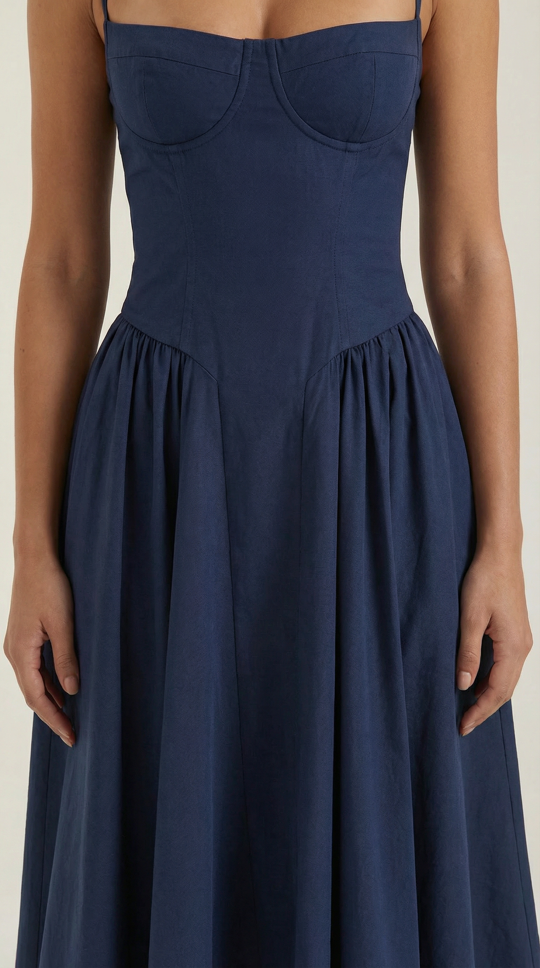 Corsé Odette - Vestido Midi Elegante