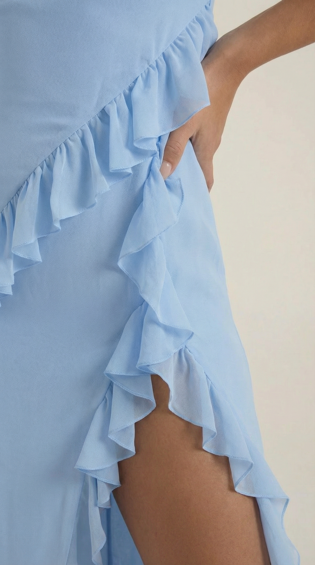 Vestido largo de Susan con detalles de volantes